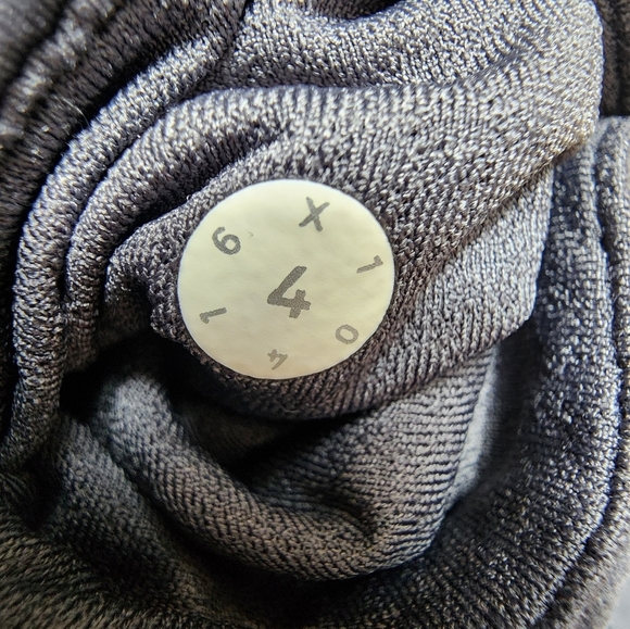 Lululemon Fresh Track Tight Womens 4 Dark Carbon - Picture 12 of 12